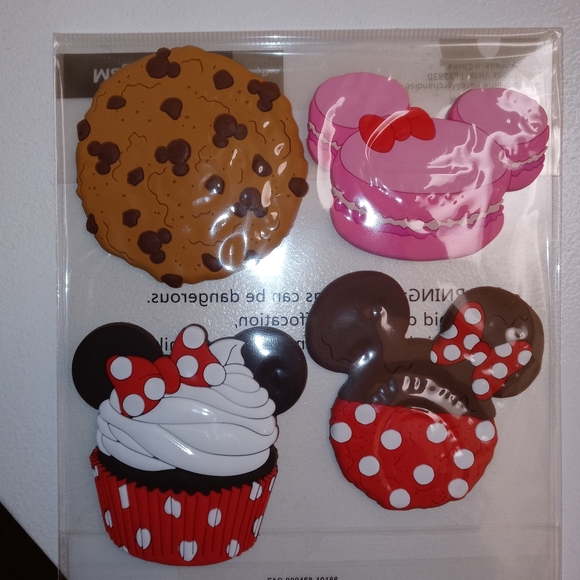 Disney Other - Disney Treat Magnets